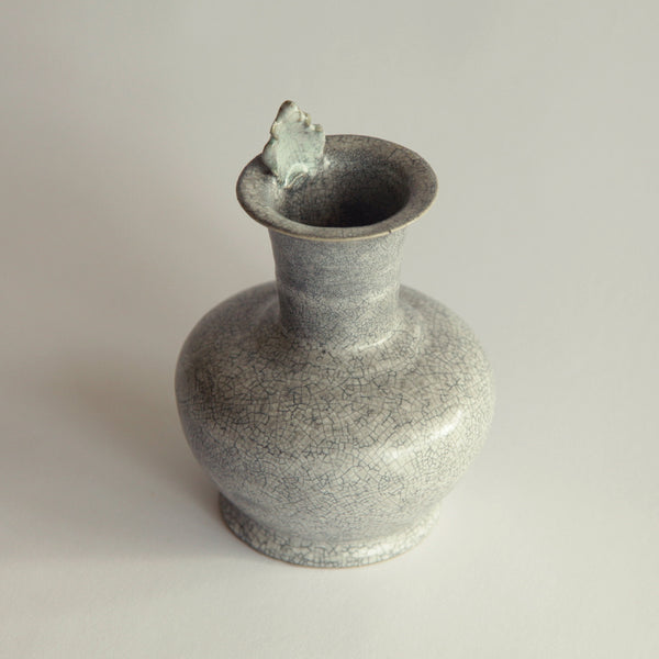 Crackle Pot with Leaf, 2012