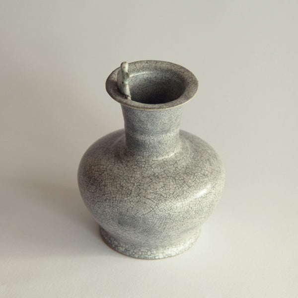 Crackle Pot with Leaf, 2012